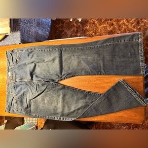 Levi’s 518 Super Low Boot Cut Jeans Size 17S